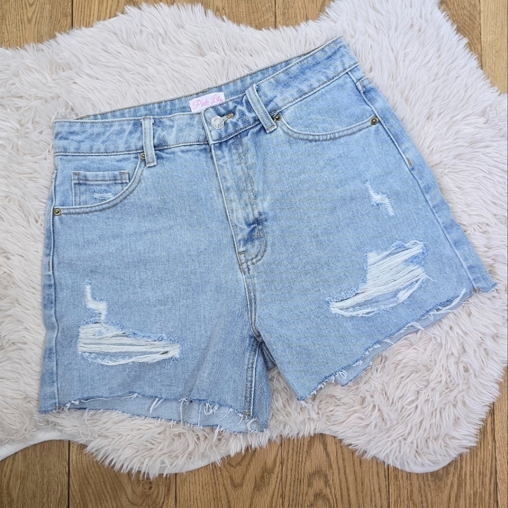 Pink Lily Distressed Light Wash Blue Denim Shorts Shorts Size 26